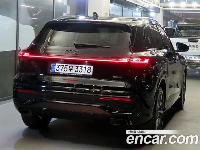 Audi Q5 2025 — Photo 18/20