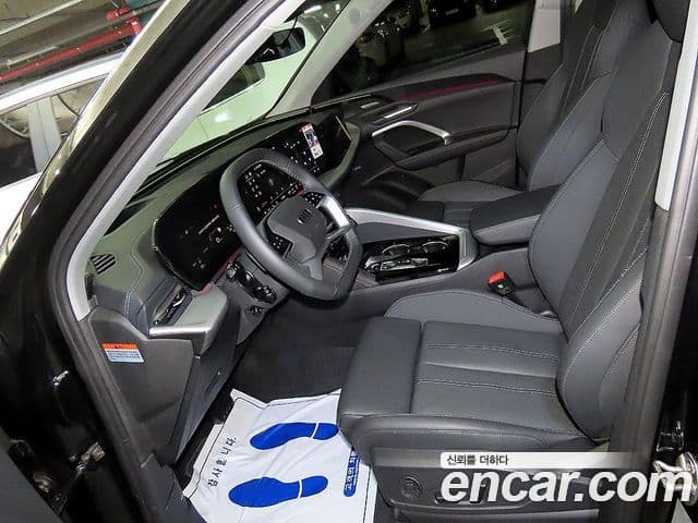 Audi Q5 2025 — Photo 16/20