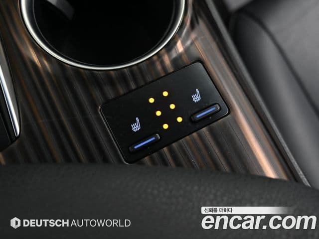 Toyota Camry 2018 — Şəkil 2/20