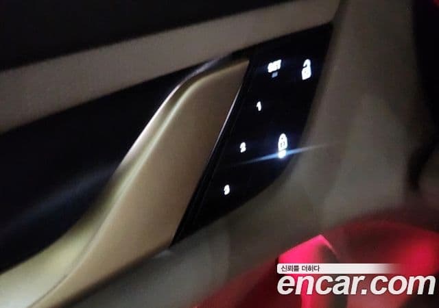 Porsche Taycan 2025 — ფოტო 11/19