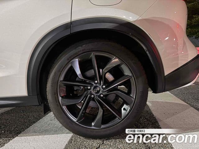Infiniti QX50 2019 — Şəkil 4/19