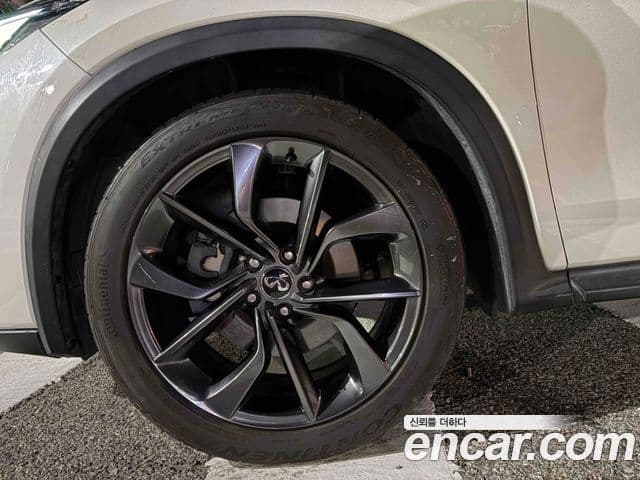 Infiniti QX50 2019 — Şəkil 16/19