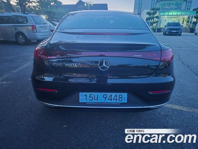 Mercedes-Benz EQE 2022 — ფოტო 12/14