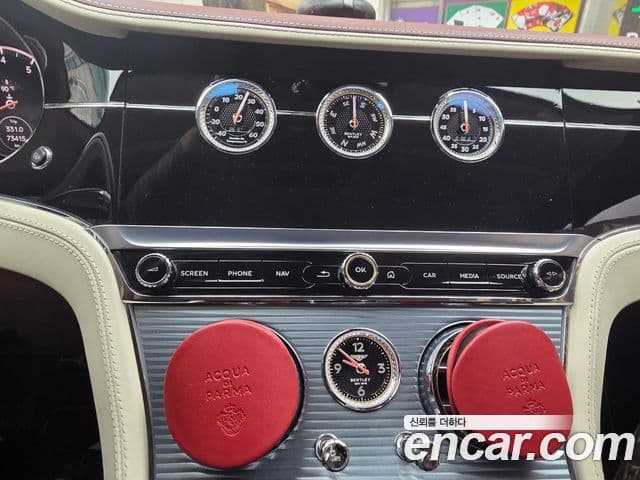 Bentley Continental GT 2019 — Photo 10/18