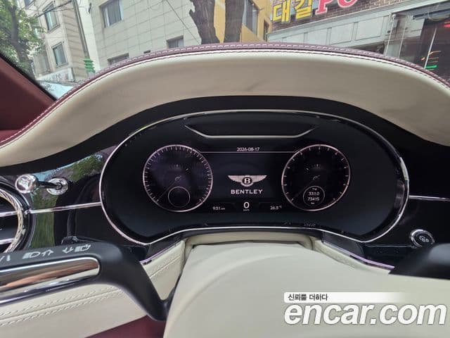 Bentley Continental GT 2019 — Photo 11/18