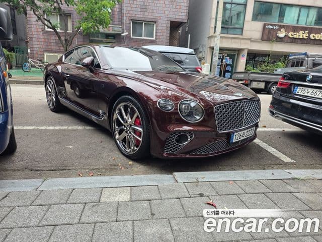 Bentley Continental GT 2019 — Photo 9/18