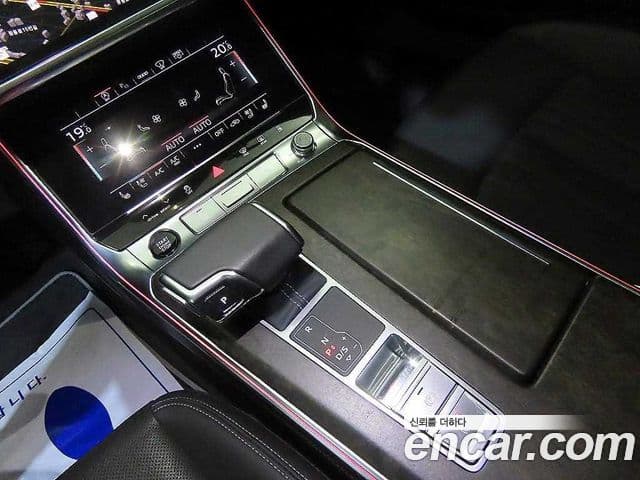 Audi A6 2021 — Şəkil 14/19
