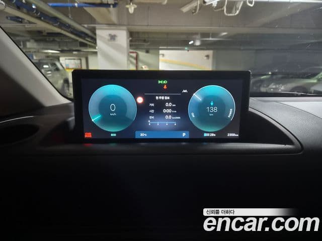 Hyundai Staria 2026 — ფოტო 2/10