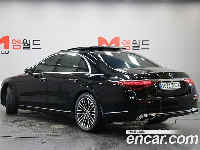 Mercedes-Benz S-Class 2022 — ფოტო 14/20