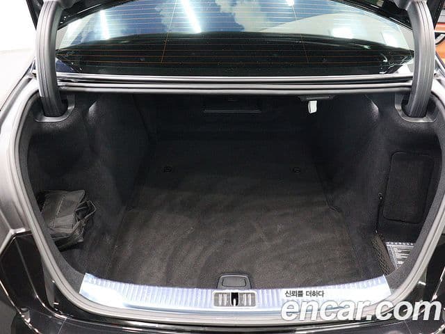 Mercedes-Benz S-Class 2022 — ფოტო 2/20