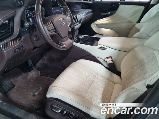 Lexus LS500 2020 — Şəkil 8/19