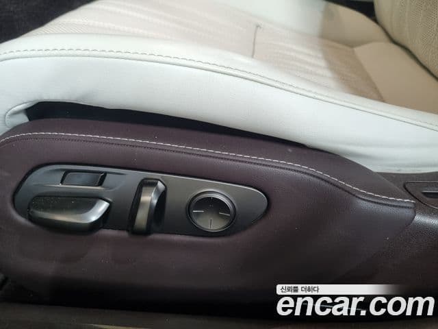 Lexus LS500 2020 — Şəkil 18/19