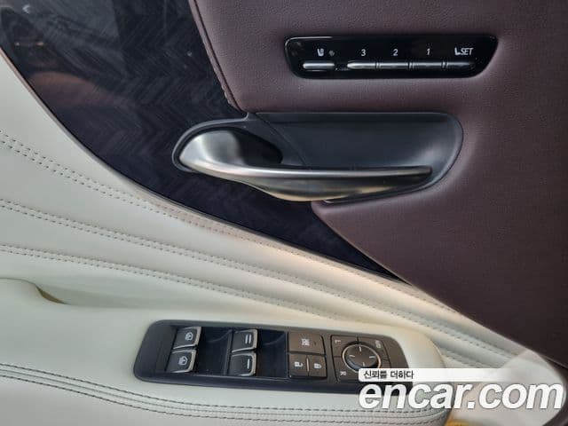 Lexus LS500 2020 — Şəkil 12/19