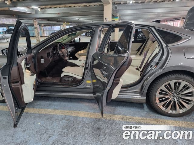 Lexus LS500 2020 — Şəkil 11/19