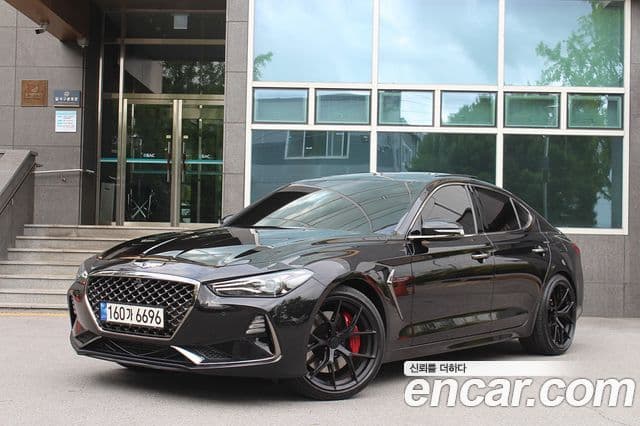 Genesis G70 2019 — Photo 9/20