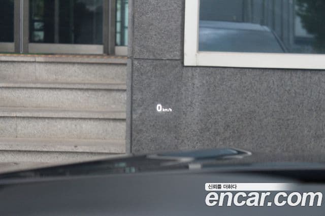 Genesis G70 2019 — Photo 12/20