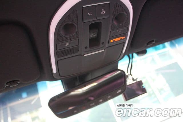 Genesis G70 2019 — Photo 2/20