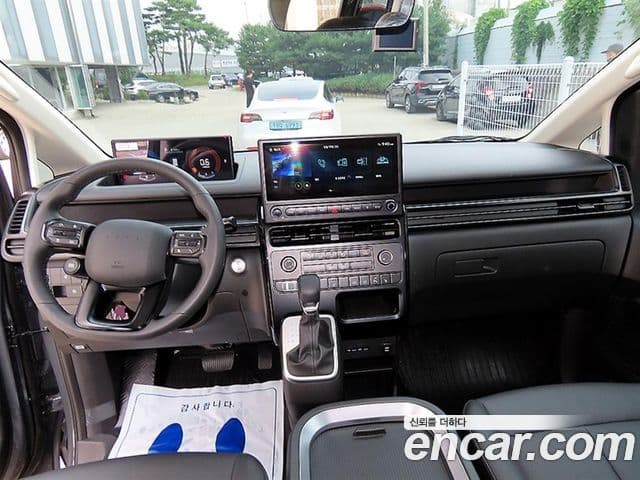 Hyundai Staria 2026 — Фото 10/18