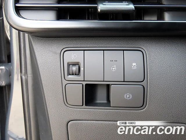Hyundai Staria 2026 — Фото 11/18