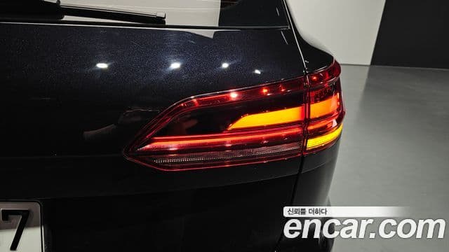 Volkswagen Touareg 2020 — Şəkil 19/36
