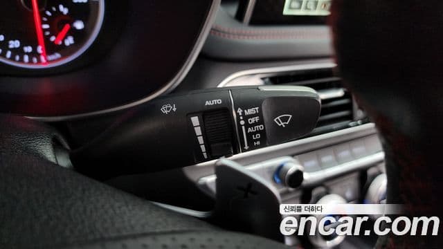 Genesis G70 2019 — Şəkil 30/38