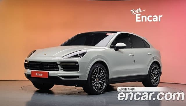 Porsche Cayenne 2023 — Photo 25/37