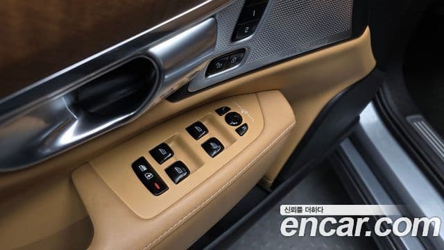 Volvo S90 2019 — Photo 11/36