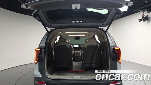 Kia Carnival 2025 — ფოტო 23/45