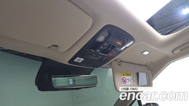 Kia Carnival 2025 — ფოტო 38/45