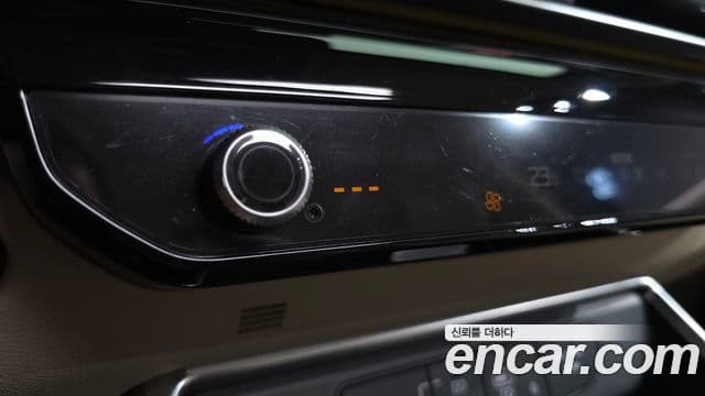 Kia Carnival 2025 — ფოტო 32/45