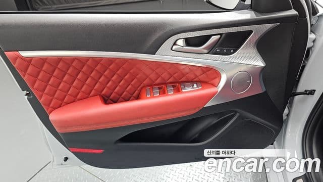 Genesis G70 2022 — ფოტო 13/36