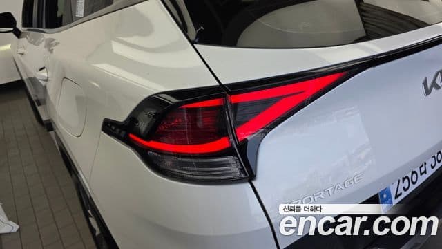 Kia Sportage 2021 — Şəkil 23/32