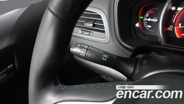 Renault Samsung QM6 2023 — Şəkil 21/32