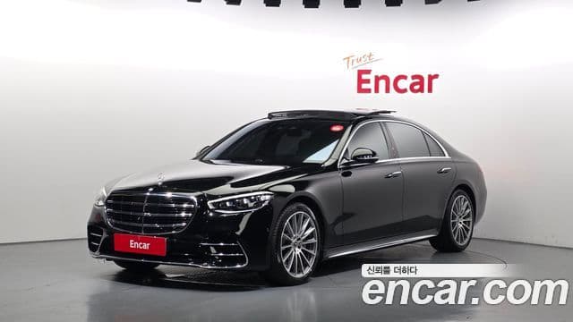 Mercedes-Benz S-Class 2021 — Photo 11/37