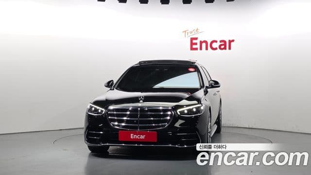 Mercedes-Benz S-Class 2021 — Photo 13/37