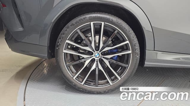 BMW X6 2026 — Photo 16/42