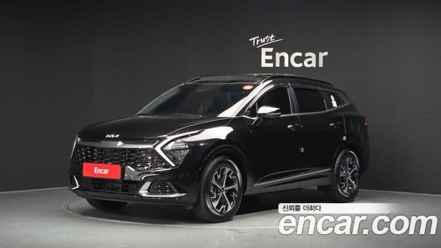 Kia Sportage 2022 — Фото 1/20