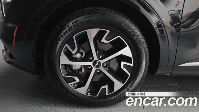 Kia Sportage 2022 — Фото 5/20