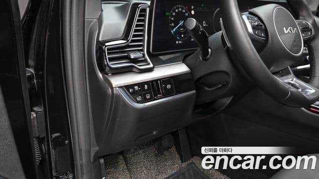 Kia Sportage 2022 — Фото 13/20