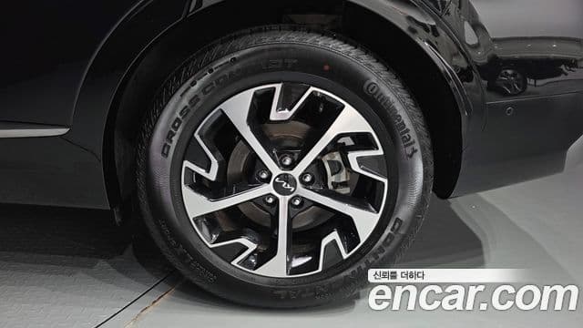 Kia Sportage 2022 — ფოტო 34/35