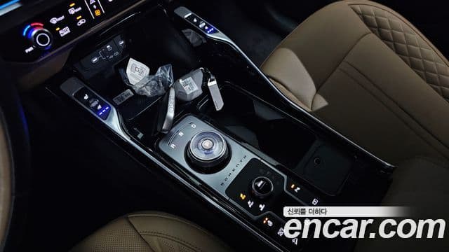 Kia Sorento 2024 — Фото 9/20