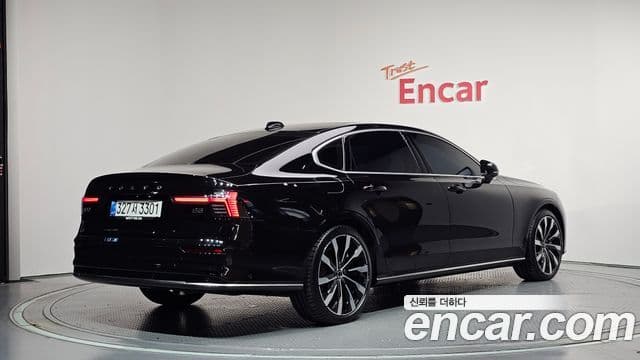 Volvo S90 2025 — Фото 2/20