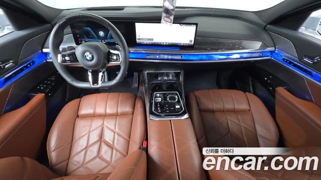 BMW 7 Series 2024 — ფოტო 19/33