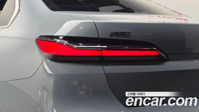 BMW 7 Series 2024 — ფოტო 26/33