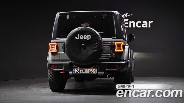 Jeep Wrangler 2023 — Şəkil 17/20