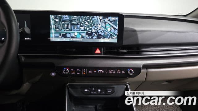 Kia Carnival 2024 — Фото 14/20