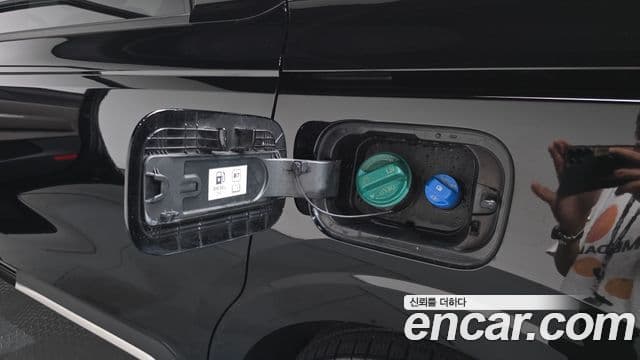 Kia Carnival 2024 — ფოტო 18/43