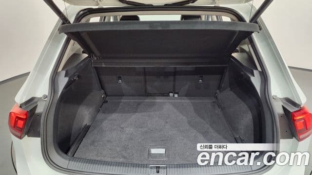 Volkswagen Tiguan 2022 — Şəkil 14/32