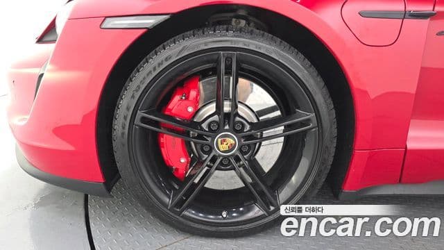 Porsche Taycan 2021 — Şəkil 15/20
