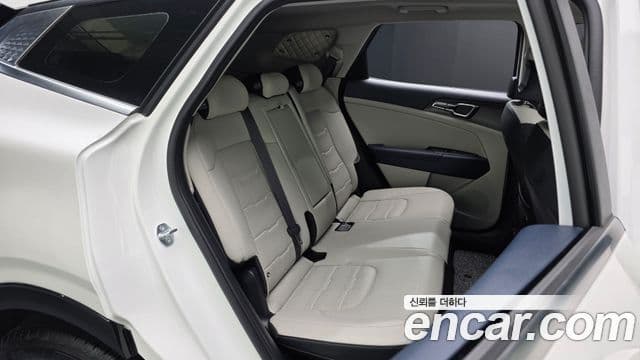 Kia Sportage 2025 — Фото 11/20